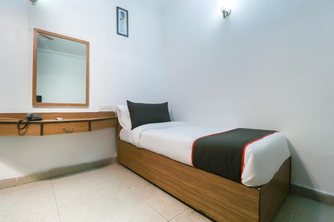 Oyo 13365 Hotel Teg Royal Amritsar Exterior photo